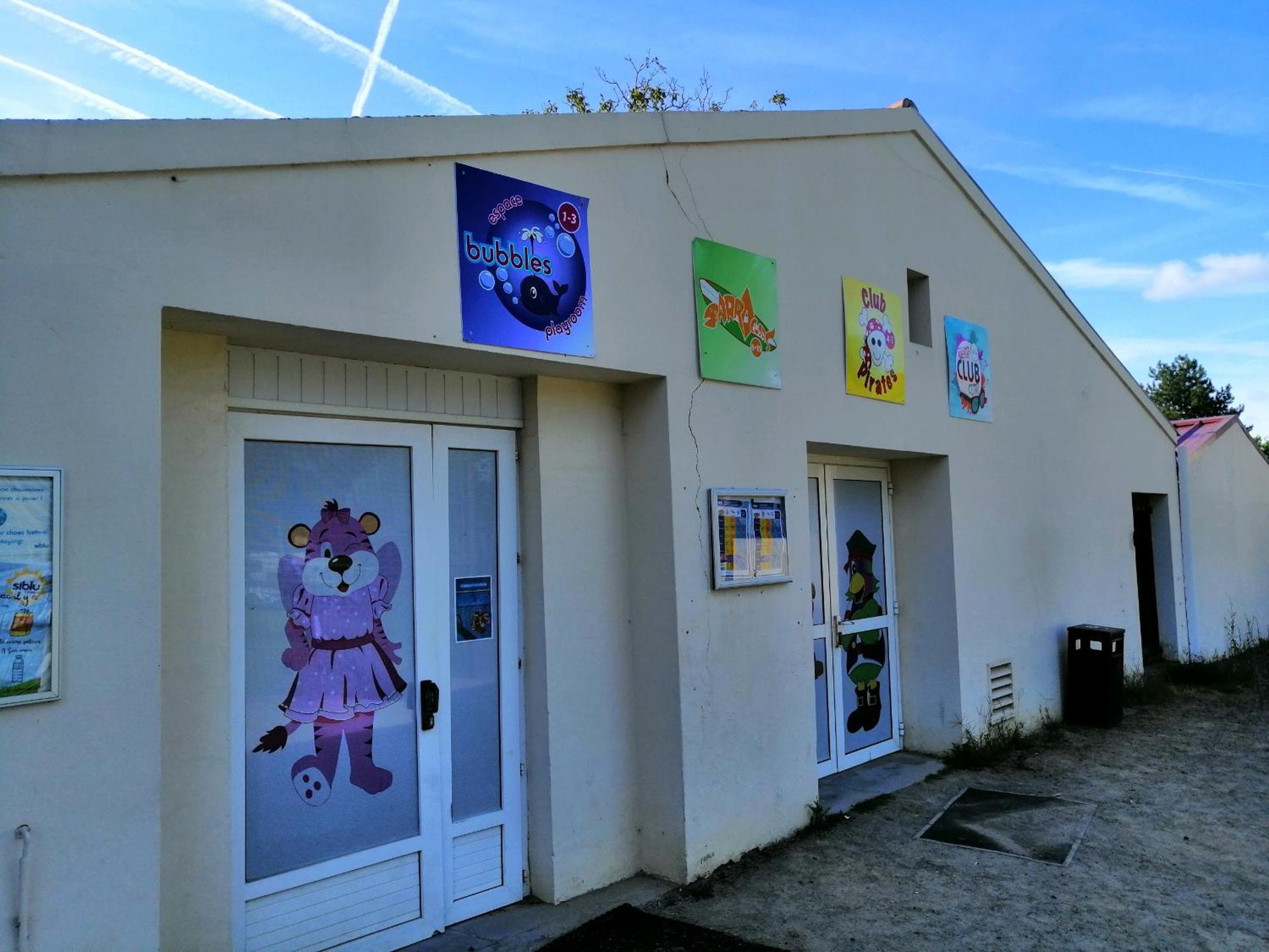 Mobil Le Rimbaud - 4/6 Pers - 2 Ch - 2 Sdb Camping Saint-Jean-de-Monts