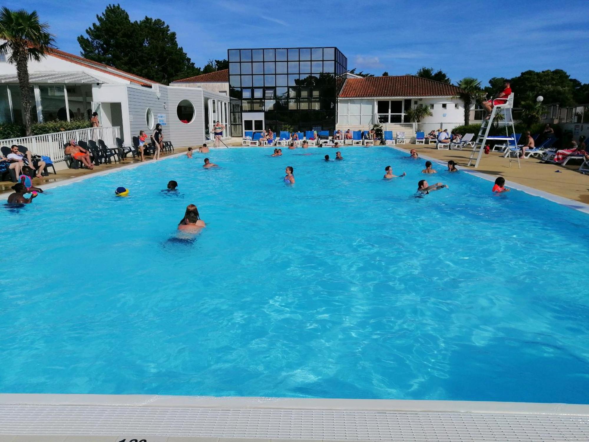 Camping Mobil Le Rimbaud - 4/6 Pers - 2 Ch - 2 Sdb Saint-Jean-de-Monts